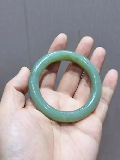 和田玉青玉籽料手镯