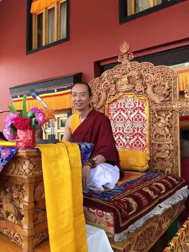 第42任萨迦法王登基大典筹备委员会