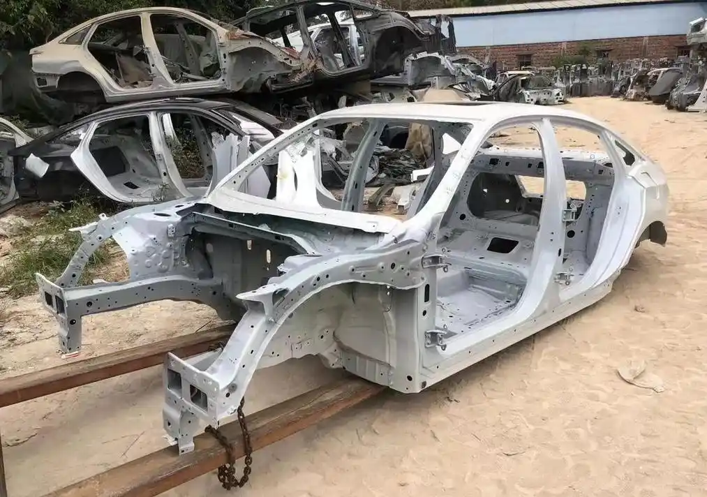 什么是"汽车前纵梁"?