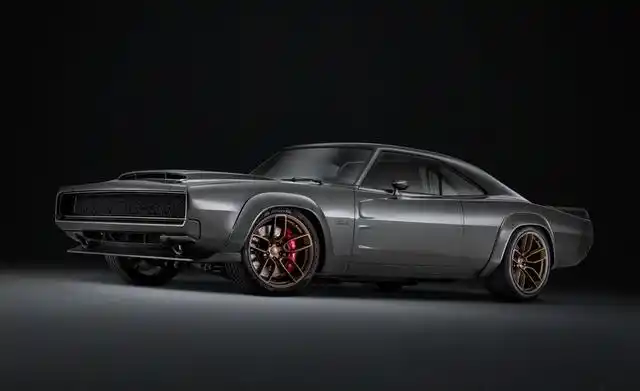 多米尼克·托雷托同款的千匹马力道奇charger_东方汽车