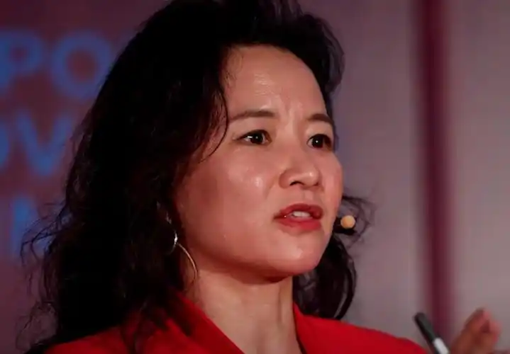 主持人成蕾:藏身央视二十年,因口误暴露间谍身份,结局大快人心