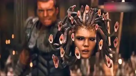 诸神之战:古希腊中的美杜莎,看一眼她瞬间就会变成石头