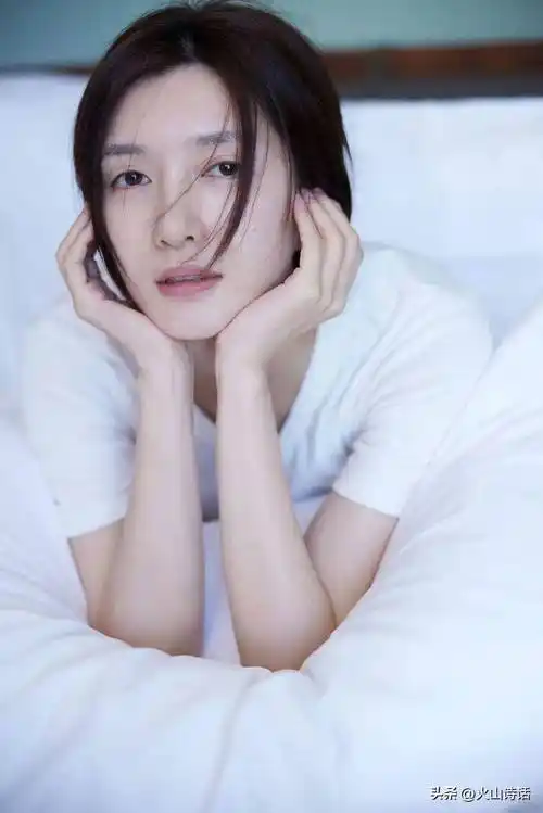 江疏影被曝隐婚,这个瓜是真是假?