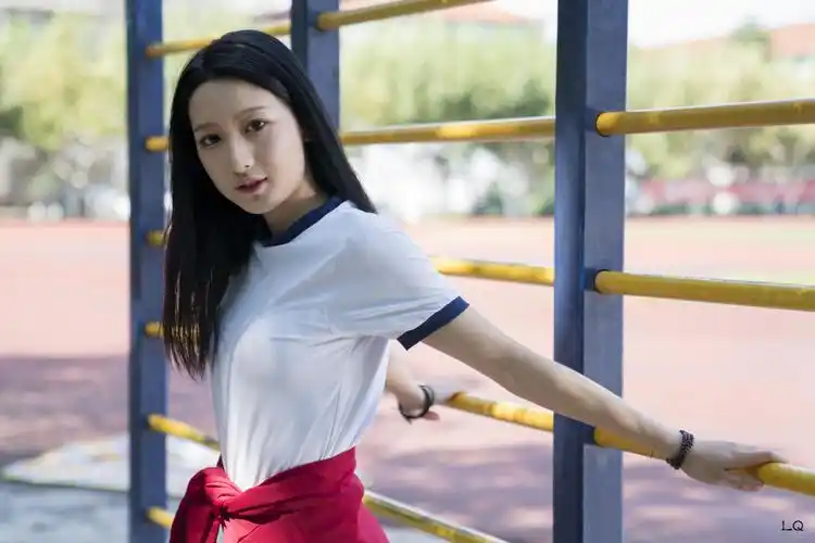 人鱼社 华师大操场人像