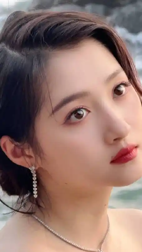 春楠关晓彤 clean make up,纯净海风妆01 今天是海洋浪花98皮肤!