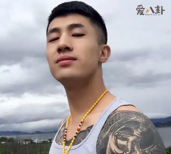 快手仙洋因为什么进去的起底其个人资料账号被封坐牢事情缘由