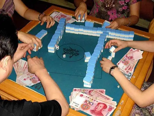 71今天属猴打麻将坐哪个方位赢钱