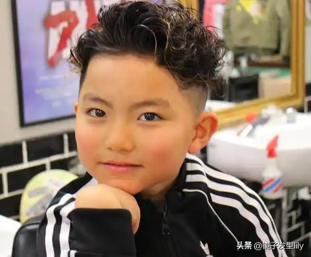 儿童男孩发型,儿童发型男孩短发3-6(最帅气小男孩发型来了)