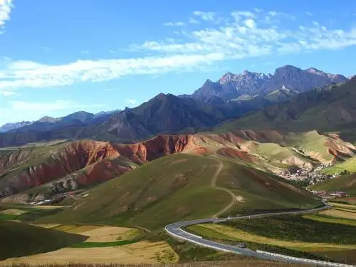 美丽的祖国(一)卓尔山风光2020,9,3