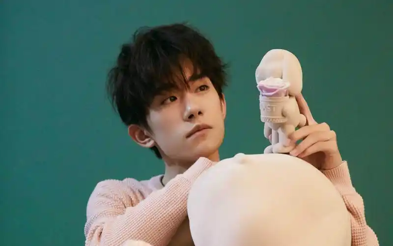 大陆明星,高清,帅气,易烊千玺,小鲜肉,大陆男明星,壁纸,1920x1200