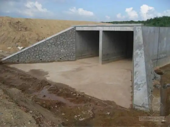 [分享]涵洞盖板现浇施工资料免费下载