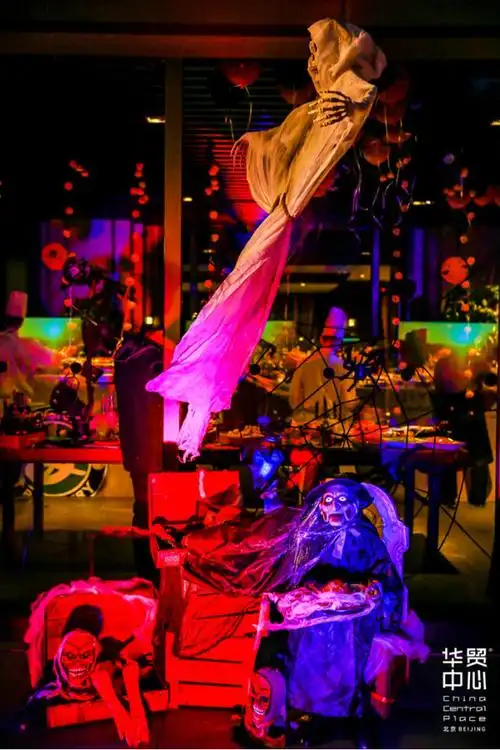 华贸中心魔法列车奇幻夜 引领京城精英阶层品质生活