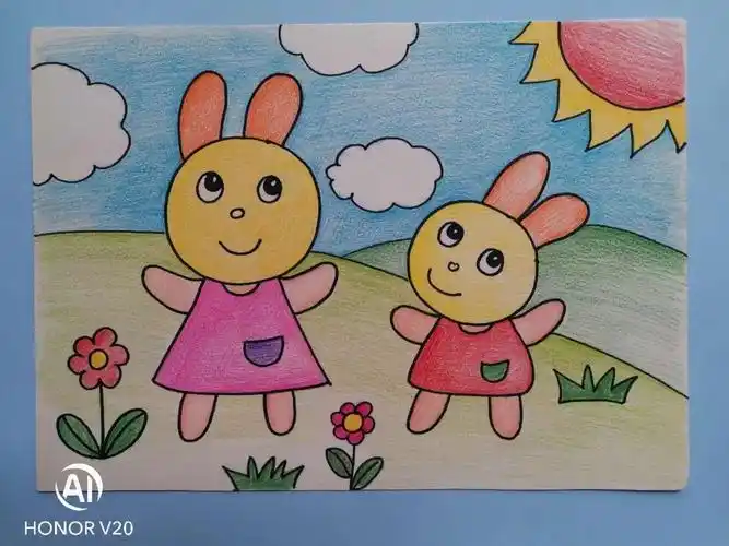 每次绘画,小朋友们都很认真呢!