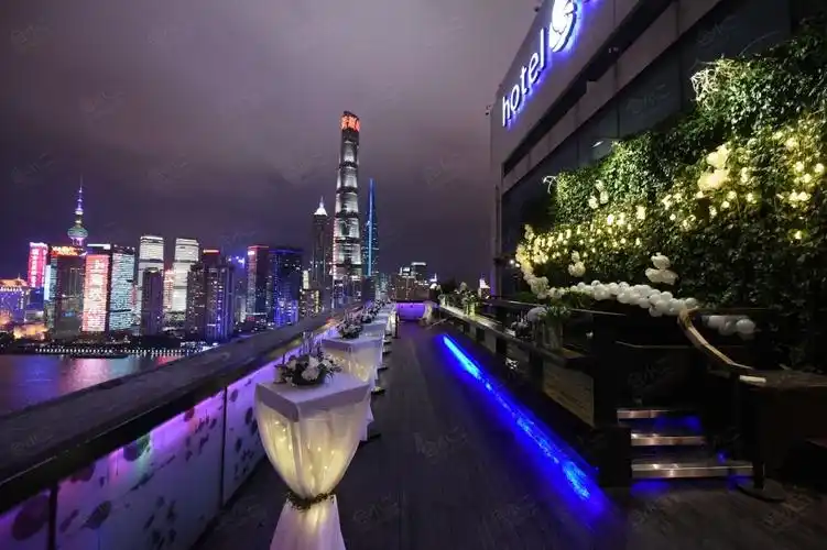 上海外滩英迪格酒店恰酒吧详情