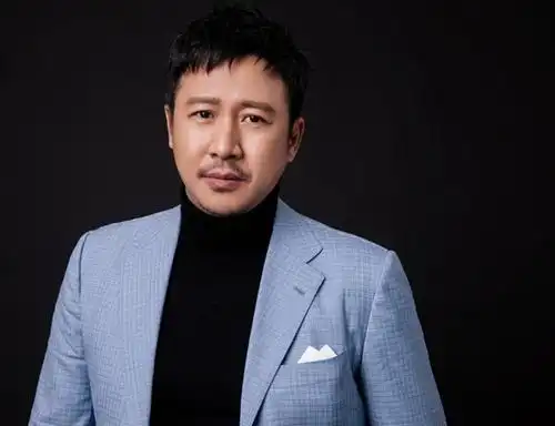 因穷被前妻抛弃,带儿子北漂一举成名,二婚娶北方张曼玉