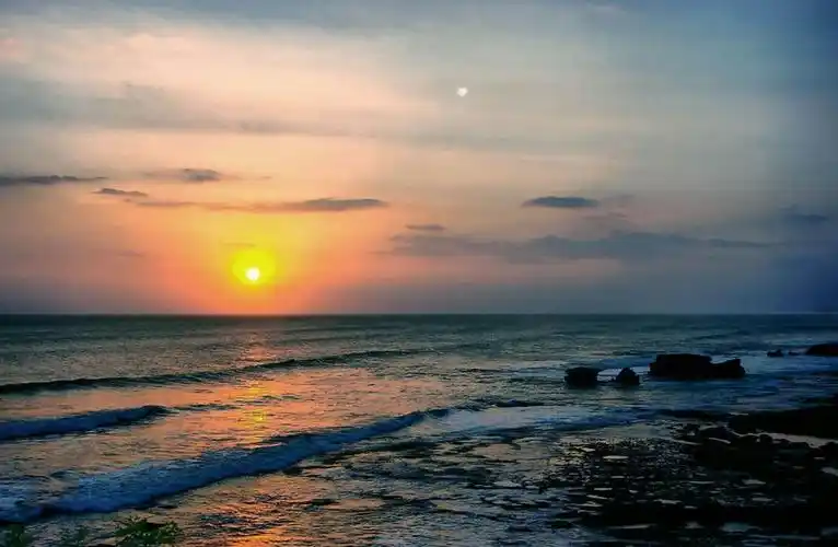 自然奇观 日月同辉