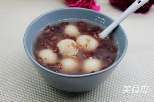 闹元宵,红豆汤圆