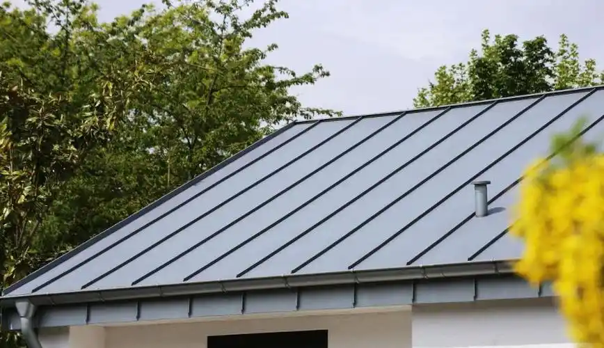 铝镁锰金属板,新型屋面材料可适合各种屋面造型