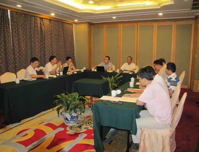 福建物构所召开学习贯彻院党组夏季扩大会议精神专题研讨会