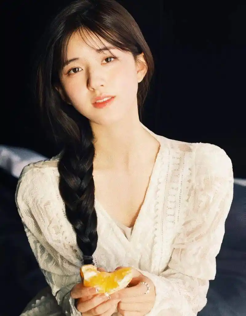 赵露思小花旦写真合集:俏丽可爱,清新甜美