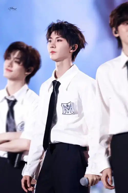 马嘉祺楼间楼演唱会##马嘉祺灿烂的花园