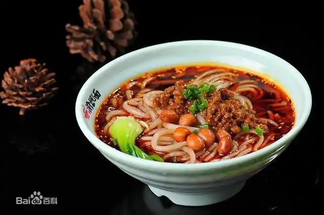 常德米粉是一种湖南常德地区的风味小吃,米粉历史悠久,闻名三湘.