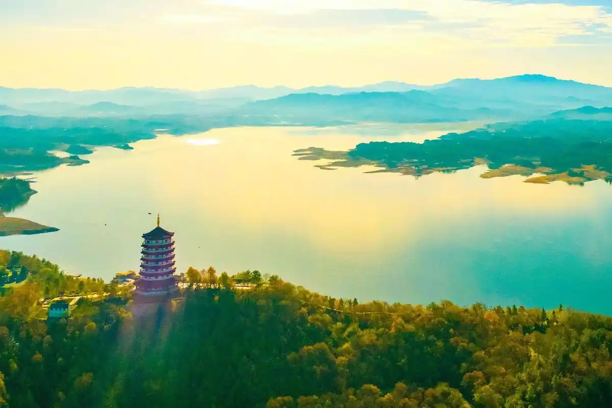 湖底视界(4)—— 水下探秘 #安徽 #舒城 #原创摄影 # - 抖音