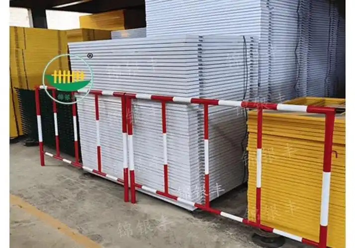 隔离栏新乡锦银丰护栏厂家竭诚欢迎广大用户来河南省新乡市北环实地