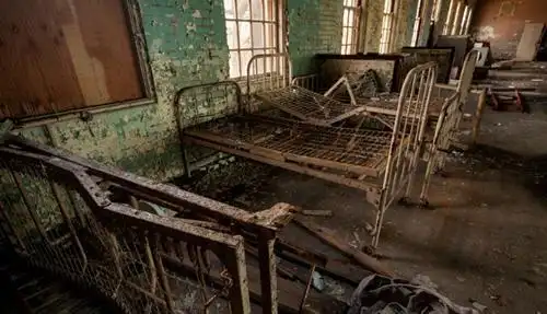 8张废弃精神病院的真实照片,其实并没有想象中那么恐怖