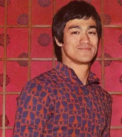 回顾:"意外"去世的13位明星,全都没有活过40岁,多位死因成迷