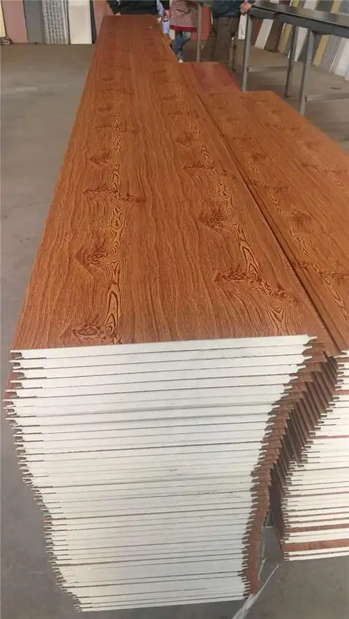 聚氨酯夹芯板金属雕花板