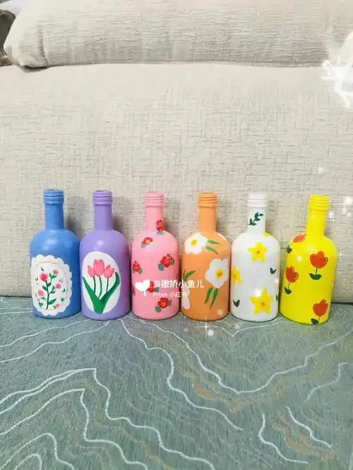 79今日分享幼儿园废物利用瓶子彩绘