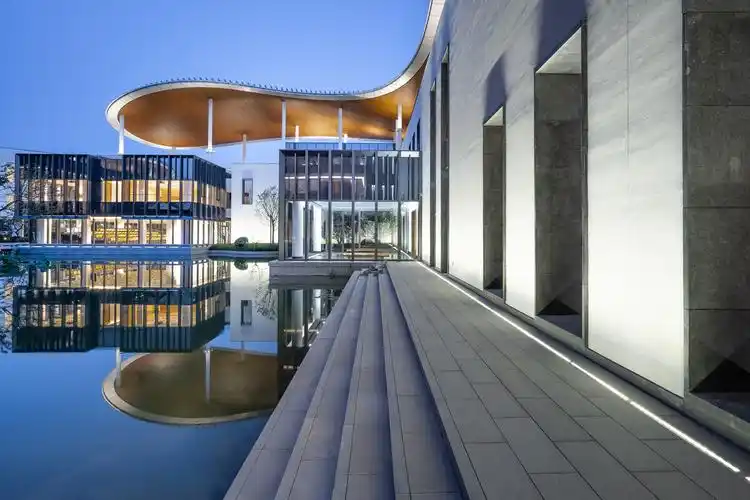 阿里巴巴杭州湖畔大学新校区