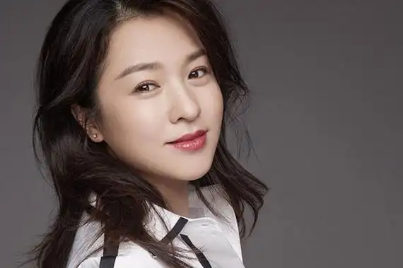 魏小军个人资料 - 魏小军身高/体重/年龄/图片 - 星爪时尚网