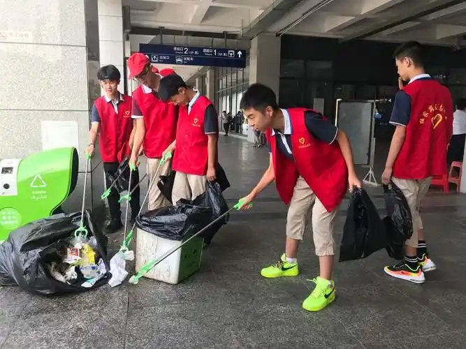 金东方初中1709班朱志翔同学的暑期社会实践活动