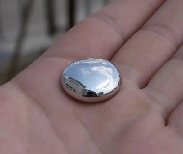 成功熔炼一块40克重且光亮 无缩孔的铱