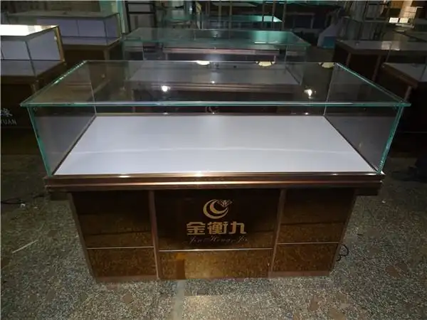 鸿钛珠宝展柜厂
