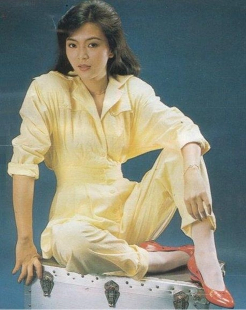 周润发为她自杀,刘德华爱而不得,"小龙女"陈玉莲如今怎样了?