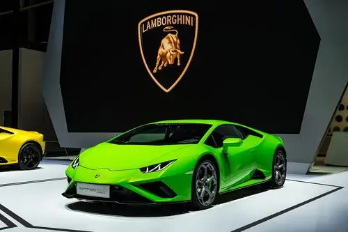 兰博基尼携urus哑光漆特别版及huracán evo后驱版登陆广州车展-南充