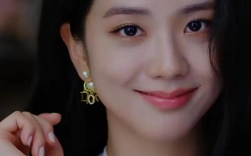 【金智秀jisoo】金 · 不好笑绝对不笑 · 智秀