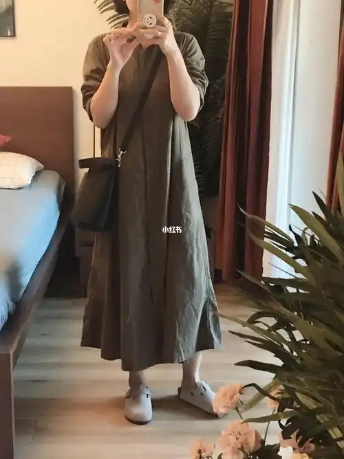 今日穿搭无印良品idee立领连衣裙