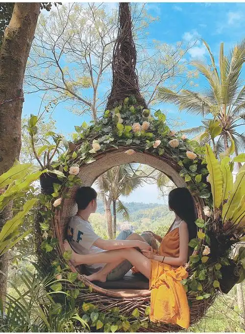 户外秋千庭院打卡拍摄鸟巢创意藤编悬挂吊椅室外休闲床心形竹鸟巢