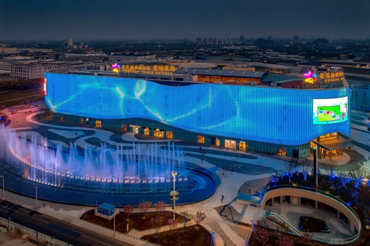 常州爱琴海购物公园奥特莱斯光艺术作品