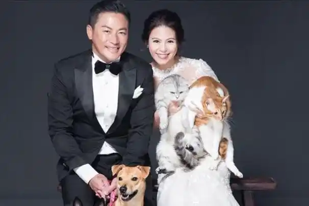 江祖平和洪小玲(演员江宏恩结婚5年无子嗣)