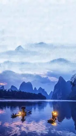 高山流水倒影云彩