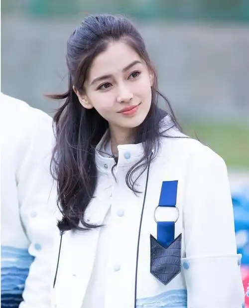 黄晓明晒杨颖孕照  原来真相是这样的