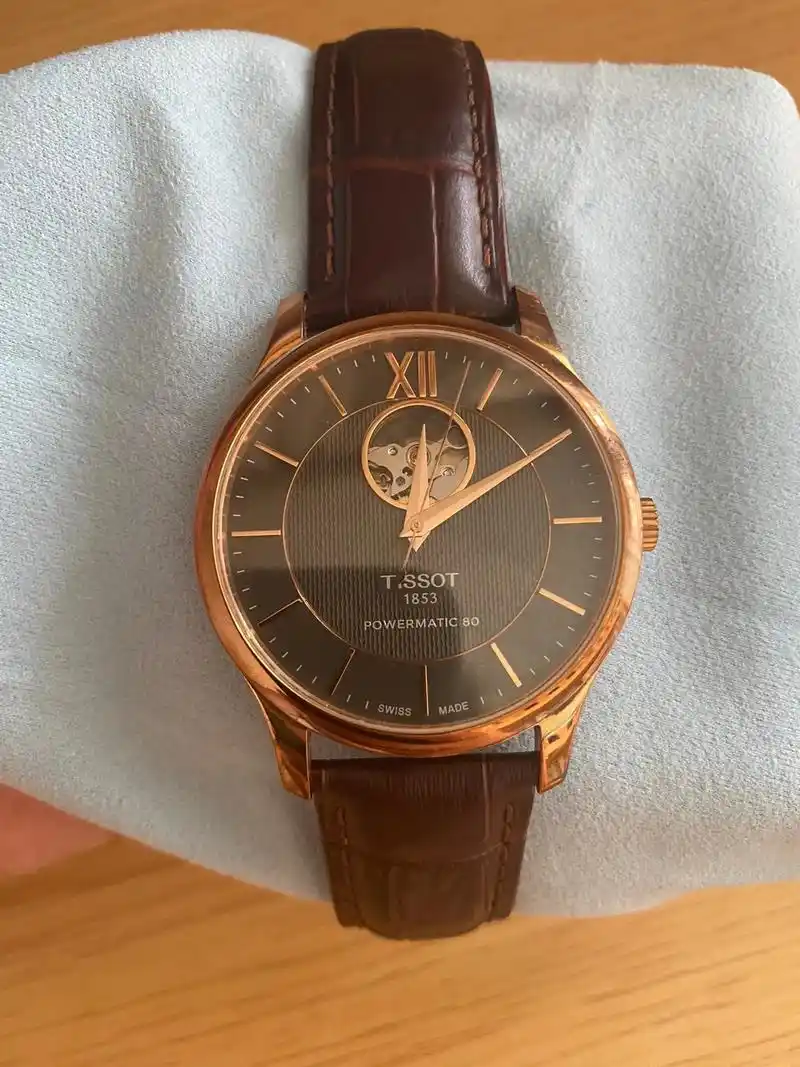 天梭t063.907.36.068.00,镂空设计蝴蝶扣,4 - 抖音