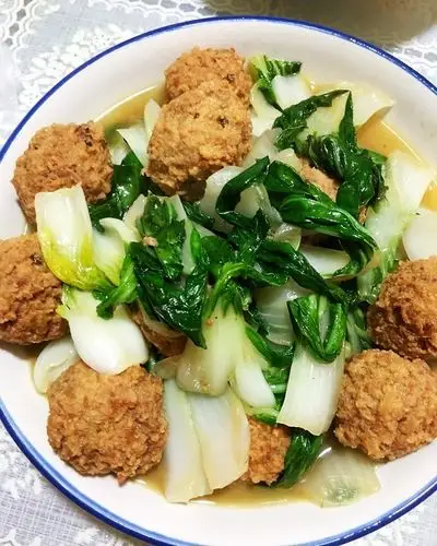cookie-28做的青菜肉丸汤