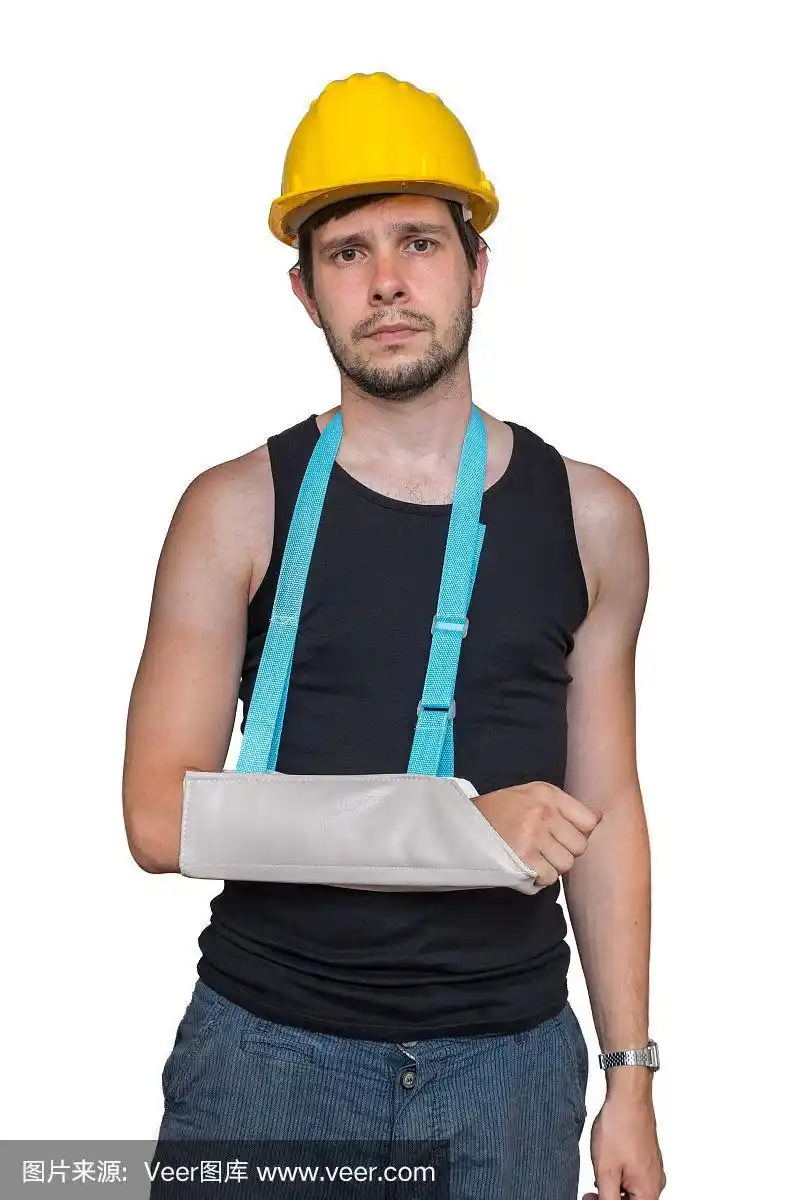 受伤的工人手臂上戴着医用绷带.孤立在白色背景上.