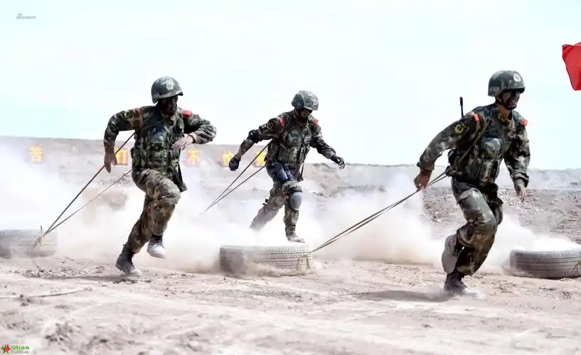 解放军17式体能服来啦!有战友:穿上跑十公里能快5分钟,你信不